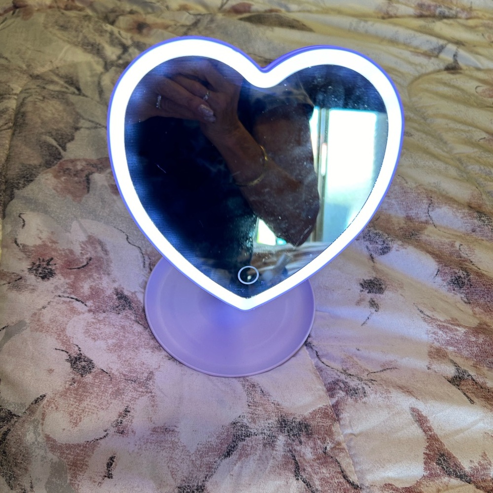 Vanity mirror. Lights up